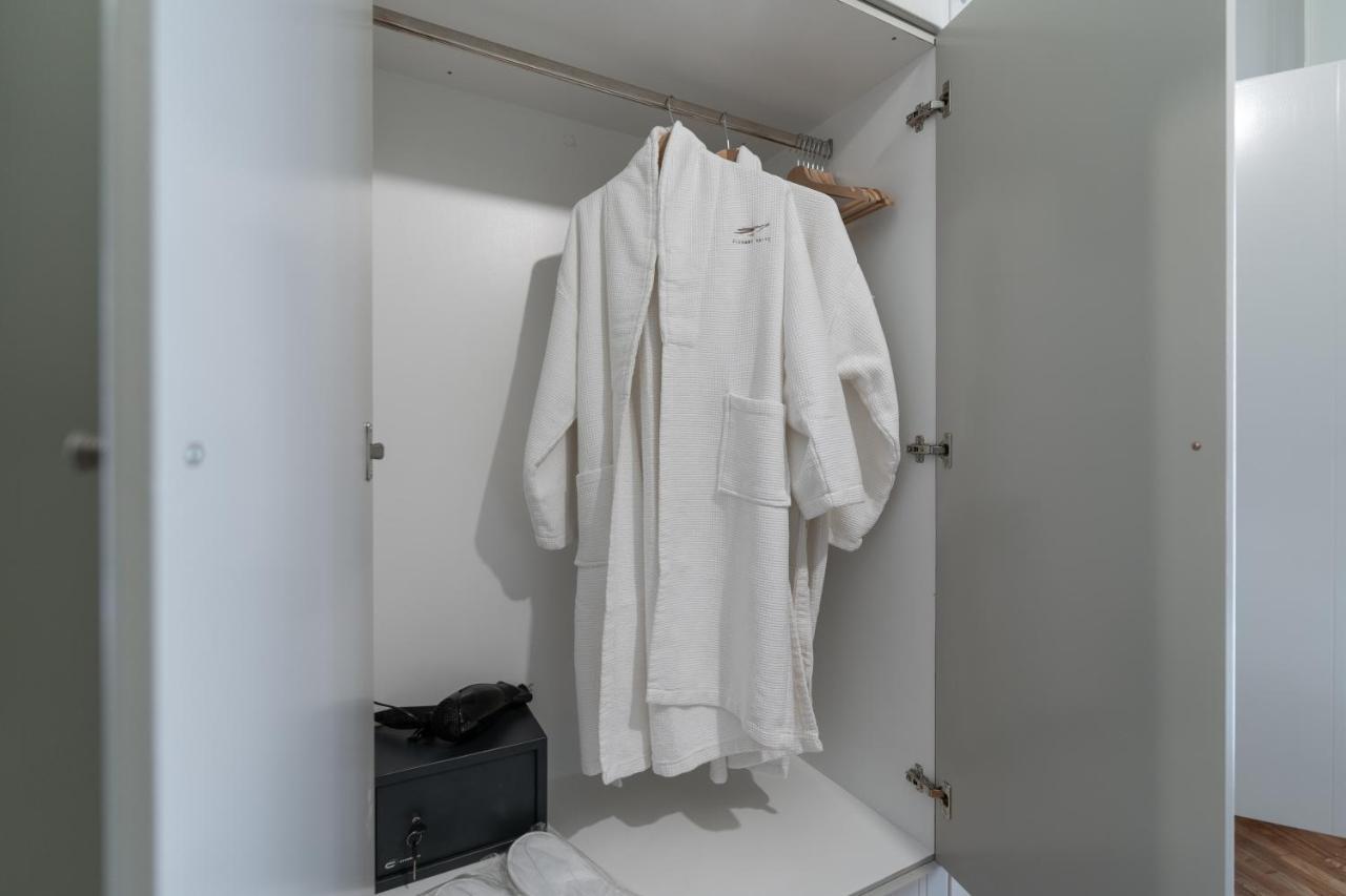 Elegant Suite - Pagrati Афіни Екстер'єр фото